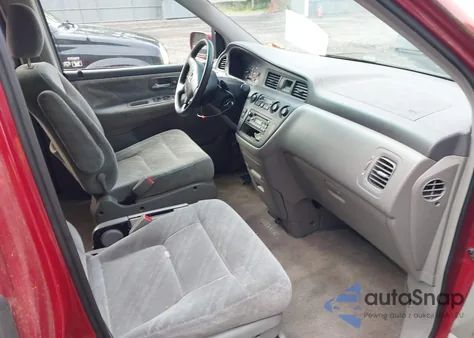 2003 Honda Odyssey из США, поврежденный, VIN 5FNRL.18673B09193